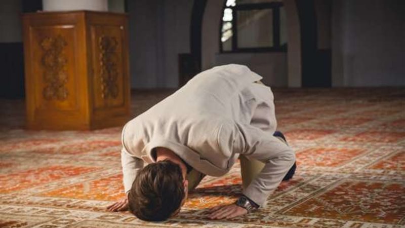 موعد صلاة الظهر اليوم
