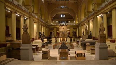 موعد افتتاح المتحف المصري الكبير وهرم جديد في سقارة..تفاصيل يكشفها زاهي حواس