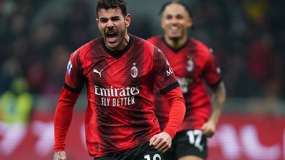 تعادل ميلان ضد روما 1-1 في قمة الجولة الـ 18 بالدوري الإيطالي   