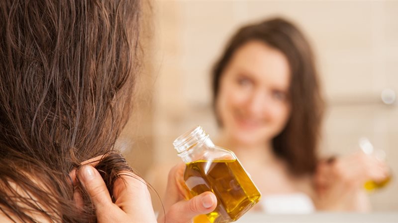 حمام زيت للشعر