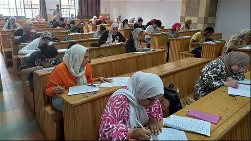 إجازة منتصف العام