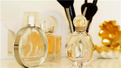 فوائد عطر العنبر لبشرتك الدهنية.. أبرزها علاج البثور