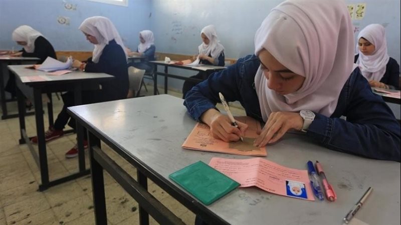 نماذج امتحانات أولى