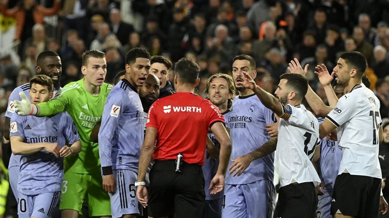 ريال مدريد وفالنسيا