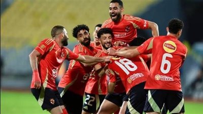 محاضرة فنية أخيرة للاعبي الأهلي قبل لقاء اليوم بدوري الأبطال.. اعرف التفاصيل 