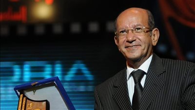 تطورات الحالة الصحية للفنان لطفي لبيب ..تفاصيل