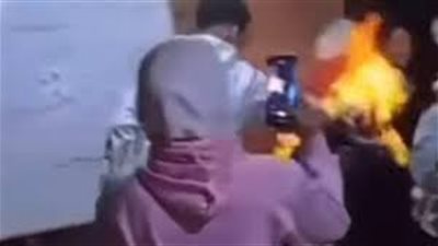 تريند المعلمين.. حكاية نيفين معلمة أشعل الطلاب النـ.ار برأسها