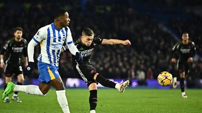 الدوري الإنجليزي..أرسنال يتغلب على برايتون في الشوط الأول