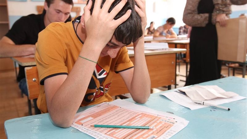 مواصفات امتحان