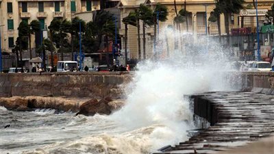 موعد نوة الفيضة الكبري 2025.. أصعب نوات موسم الشتاء فى الإسكندرية