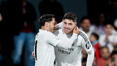 ريال مدريد يكتسح ديبورتيفا بخماسية ويتأهل إلى ربع نهائي كأس ملك إسبانيا