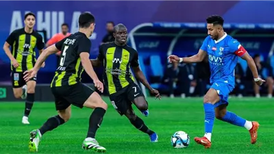 عقوبات نارية ضد الهلال والاتحاد قبل صدام دوري روشن 