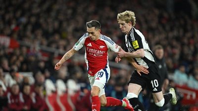 كأس الرابطة الإنجليزية.. نيوكاسل يونايتد يزور مرمى أرسنال في الشوط الأول