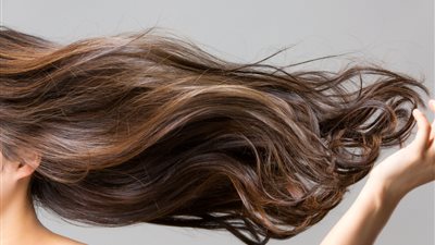 تكثيف الشعر بطريقة طبيعية.. إليكِ ماسك العسل وزيت الزيتون السحري
