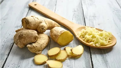  10 فوائد مذهلة للزنجبيل.. حل فعال لمشاكل الجهاز الهضمي وفوائده الصحية