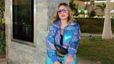 بعد تأجيل القضية لـ 4 فبراير.. تفاصيل حبس البلوجر هدير عبد الرازق