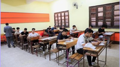 مواصفات امتحان مادة اللغة الإنجليزية للثانوية العامة 2025