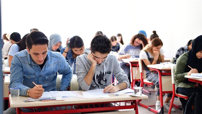 الصف الأول الثانوي