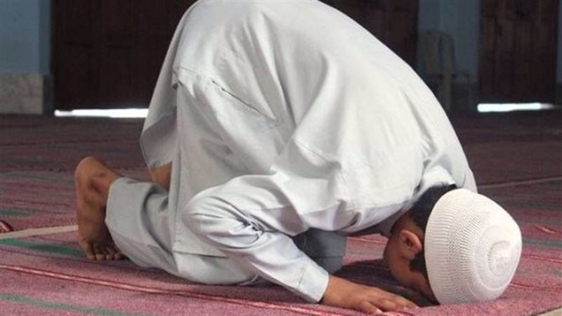 موعد أذان العشاء