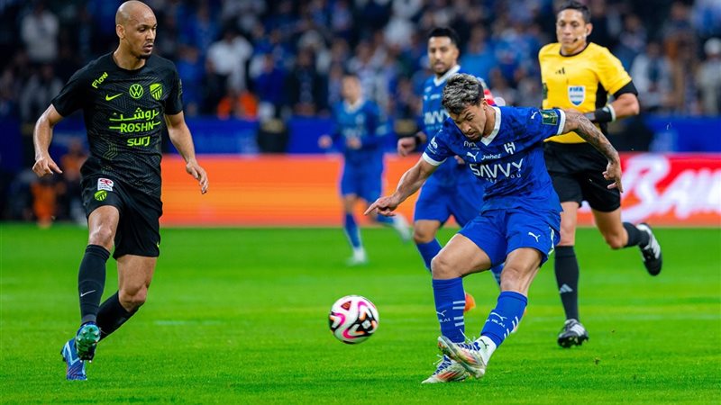 الهلال ضد ضمك
