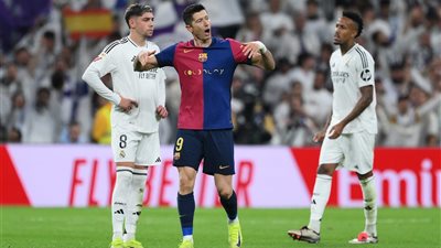 حكم مباراة ريال مدريد وبرشلونة في نهائي السوبر الإسباني 