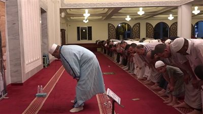 موعد أذان العشاء اليوم السبت في كافة المحافظات.. إليكم مواقيت الصلاة 