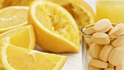 أضرار الجرعة الزائدة من فيتامين سي.. اعرف التفاصيل