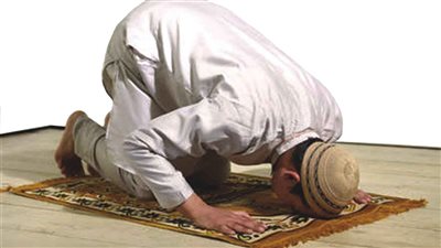 حان الآن موعد أذان العشاء بالتوقيت المحلي للجمهورية المصرية 