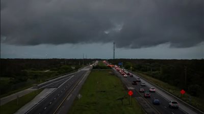 إعصار فلوريدا الآن.. حصيلة الضحايا التي سجلها وتحذير بايدن من مخاطره