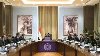 كواليس اجتماع مدبولي مع وزير الصحة لمتابعة تطبيق مراحل التأمين الصحي الشامل