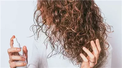 زيوت طبيعية مهمة لترطيب الشعر في فصل الشتاء وحمايته من الجفاف 