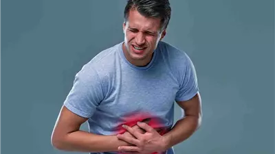 كيف تعرف أنك تعاني من التهاب القولون؟ .. الأسباب والأعراض