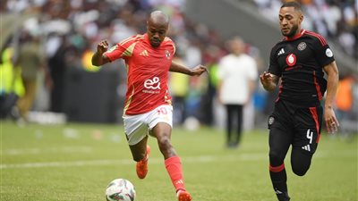 بيرسي تاو يوجه رسالة مؤثرة لـ النادي الأهلي وجماهيره بعد رحيله 