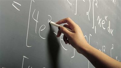 شروط وأماكن وظيفة معلم مساعد 2025 بأسيوط.. تعرف عليها 