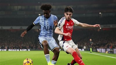 الدوري الإنجليزي.. أرسنال يقتنص التقدم من توتنهام في ريمونتادا الشوط الأول النارية