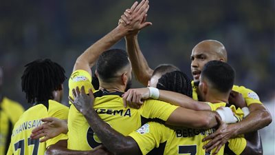 الاتحاد يسقط الرائد برباعية ويواصل مطاردة الصدارة في الدوري السعودي