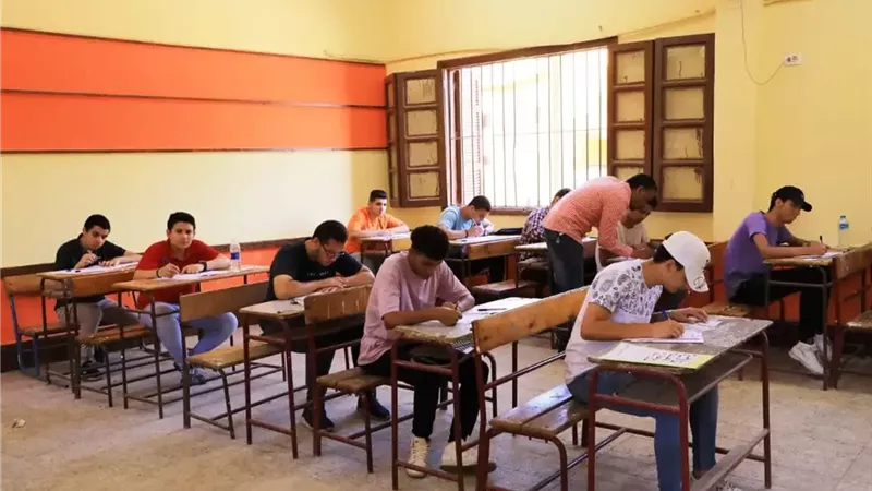 امتحانات فلسفة أولى