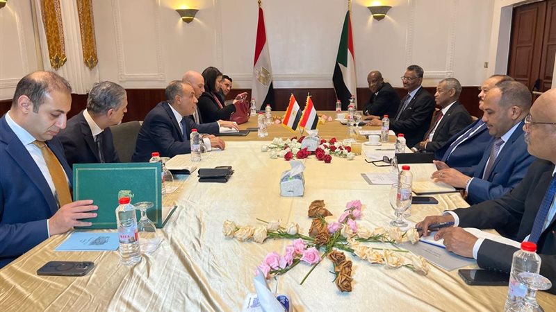 مباحثات وزير الخارجية