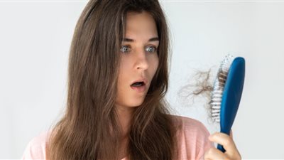 نصائح فعالة للحد من تساقط الشعر في فصل الشتاء