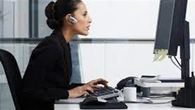 هل يجوز للمرأة الخروج للعمل أثناء فترة العدة؟.. دار الافتاء توضح 