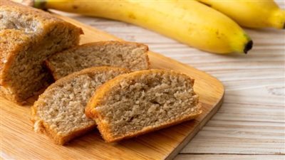 طريقة تحضير كيكة الموز.. حلويات الشتاء السهلة والغنية بالنكهات