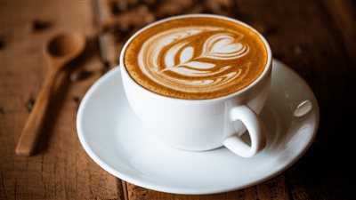 مادة الكافيين.. فوائد سحرية للكاكاو والشاي والقهوة 