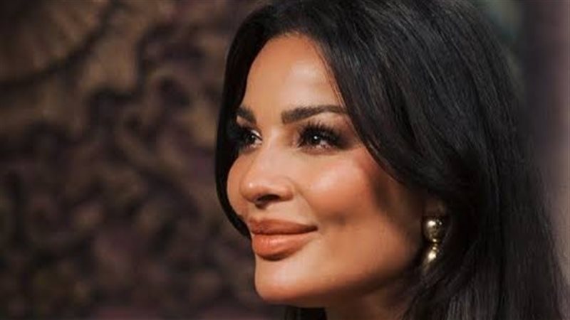 نادين نسيب نجيم