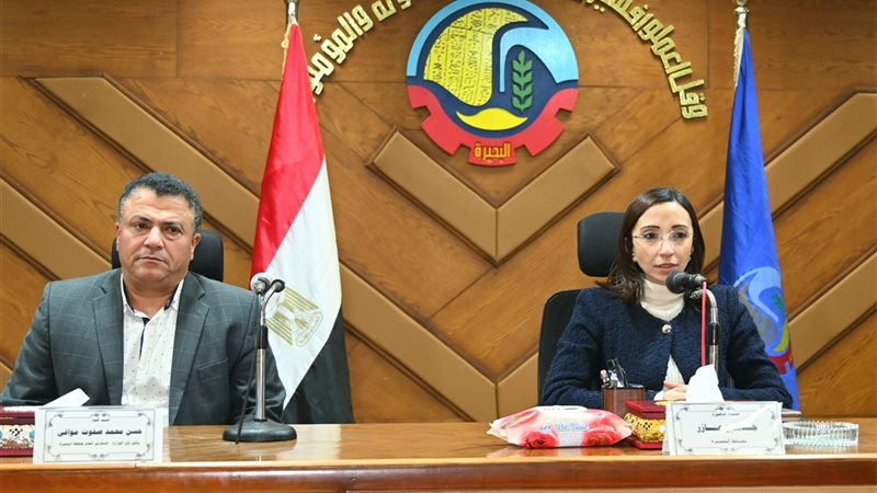 تجهيز معرض أهلاً