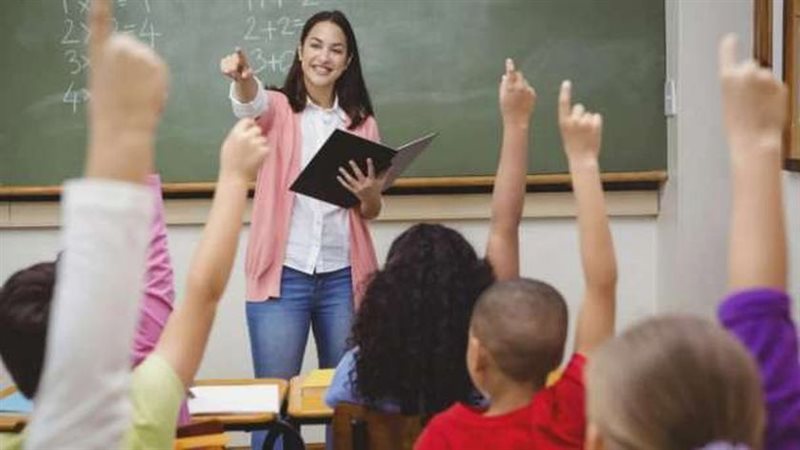 مسابقة 30 ألف معلم