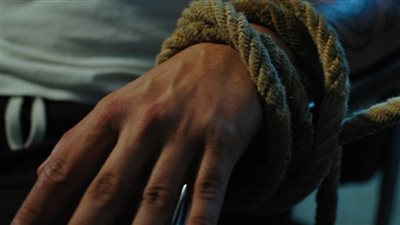 اعترافات مثيرة لـ 4 عمال احتجزوا زميلهم وأجبروه على توقيع إيصالات أمانة بالقاهرة