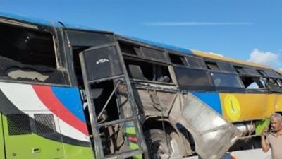 إصابة 21 شخصا في تصادم أتوبيس بالرصيف بـ حادث الغردقة