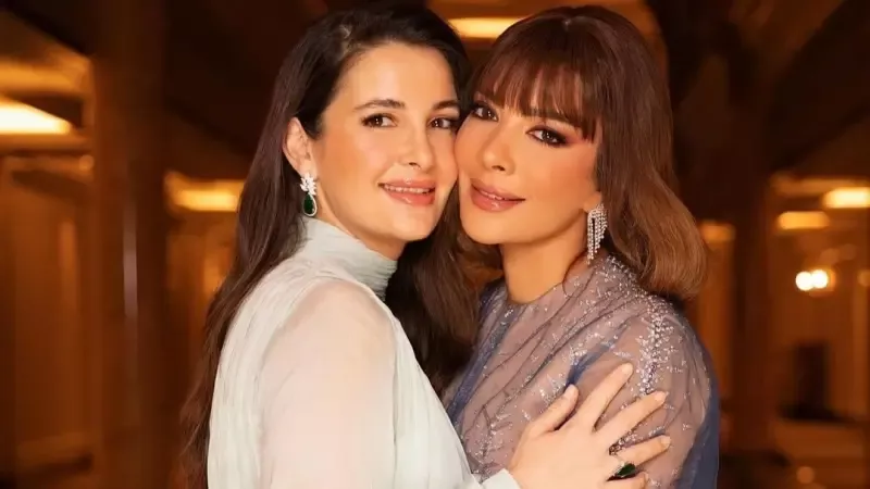 شام الذهبي ووالدتها