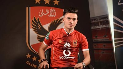 فيديو .. جماهير الأهلي تنقلب على صلاح محسن بسبب ”تيك توك” الزمالك