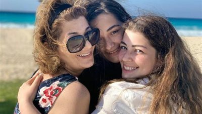 ”صاحبتي وسندي”.. تعرف علي رسالة ليلي زاهر لوالدتها في عيد ميلادها